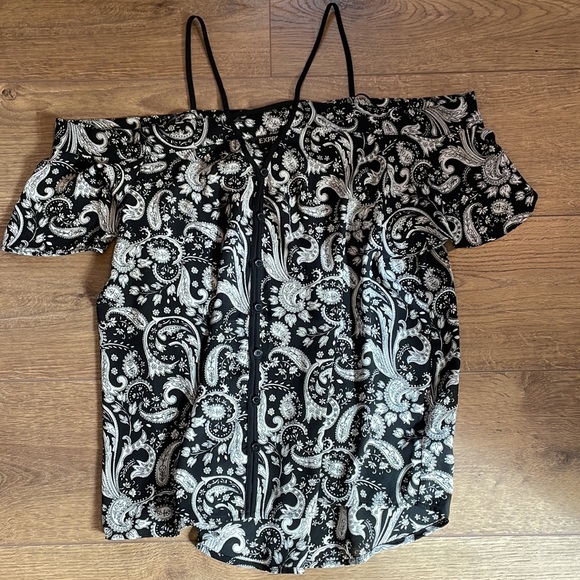 Express Paisley Top - Picture 5 of 7